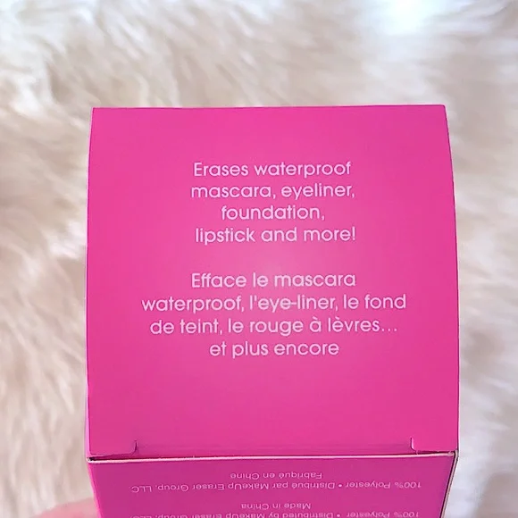 Brand New Magic Makeup Eraser #1Beauty Essential~5-Stars Top Rated- A Must Have! - Picture 5 of 16